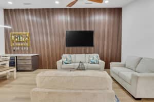 8902 Chapman Oak Court, Palm Beach Gardens, FL 33410 Sold 08/09/24