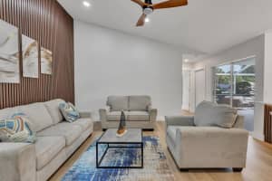 8902 Chapman Oak Court, Palm Beach Gardens, FL 33410 Sold 08/09/24