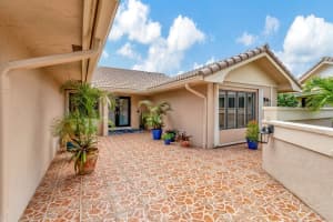 6810 Villas Dr E, Boca Raton, FL 33433, Sold 06/14/24