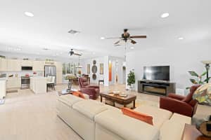 1614 S Palmway, Lake Worth Beach, FL 33460 Sold 12/17/24