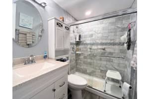 240 Horizons 106, Boynton Beach, FL 33435 Sold 10/15/24