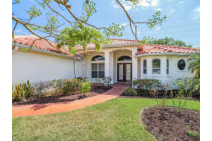 5845 Pine Ridge Circle, Vero Beach, FL 32967 Sold 10/11/24