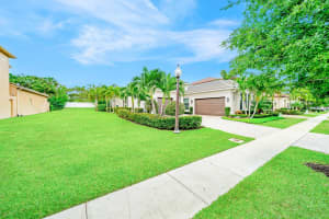 17970 Lake Azure Way, Boca Raton, FL 33496 Sold 08/08/24