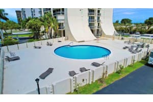 2000 Presidential Way, West Palm Beach, FL 33401 - MLS#R10981778