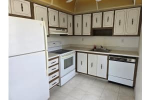 318 Burgundy G G, Delray Beach, FL 33484 Sold 10/09/24