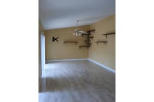 262 Springdale Circle, Palm Springs, FL 33461 Sold 08/01/24