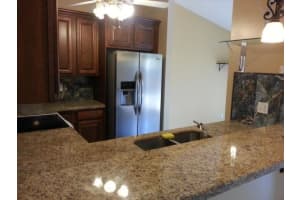 262 Springdale Circle, Palm Springs, FL 33461 Sold 08/01/24