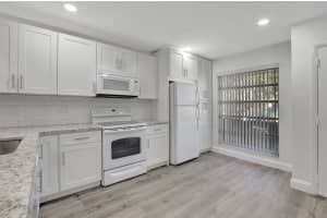 8579 Bella Vista Drive, Boca Raton, FL 33433 Sold 05/29/24