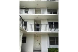 3593 Birdie Dr APT 205, Greenacres, FL 33467, Sold 03/20/25