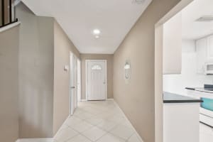 27 Stratford Ln W APT C, Boynton Beach, FL 33436, Sold 10/30/24