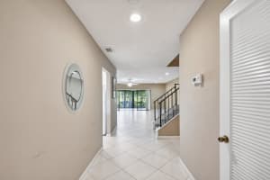 27 Stratford Ln W APT C, Boynton Beach, FL 33436, Sold 10/30/24
