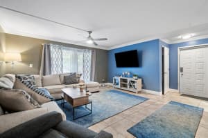 2713 S Oakland Forest Dr APT 101, Oakland Park, FL 33309, Sold 07/09/24