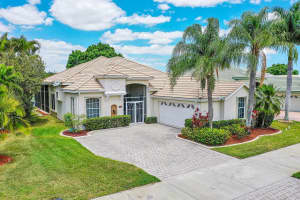 638 SW Lake Charles Circle, Port Saint Lucie, FL 34986 Sold 07/16/24