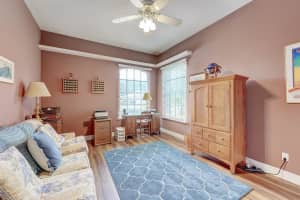 638 SW Lake Charles Circle, Port Saint Lucie, FL 34986 Sold 07/16/24