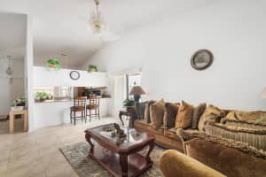 12 Thurlow Drive, Boynton Beach, FL 33426 Sold 05/30/24