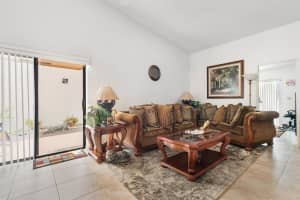 12 Thurlow Drive, Boynton Beach, FL 33426 Sold 05/30/24