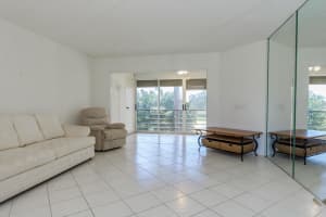 3755 Via Poinciana 308, Lake Worth, FL 33467 Sold 11/01/24