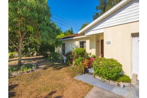 415 25th Avenue, Vero Beach, FL 32962 Sold 07/31/24