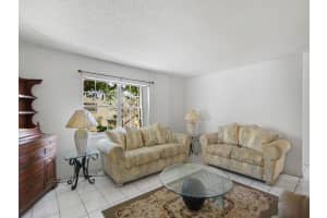 415 25th Avenue, Vero Beach, FL 32962 Sold 07/31/24