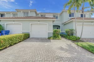 2027 Oakhurst Way SW, Riviera Beach, FL 33404 Sold 09/11/24