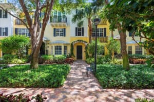 341 S Bromeliad, West Palm Beach, FL 33401 Sold 06/21/24