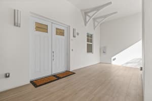 51 SE Seminole Street 202, Stuart, FL 34994 Sold 05/21/24