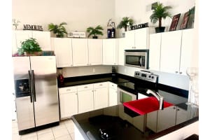 9078 Chrysanthemum Drive, Boynton Beach, FL 33472 Sold 07/16/24