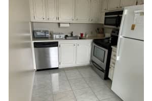 324 Fanshaw H 324 H, Boca Raton, FL 33434 Sold 12/10/24