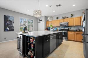 178 Canterbury Place, Royal Palm Beach, FL 33414 Sold 10/24/24