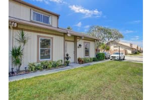 313 Maplecrest Circle, Jupiter, FL 33458 Sold 08/07/24