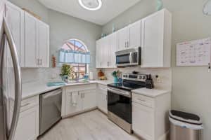 5139 Floria Way O, Boynton Beach, FL 33437 Sold 07/15/24