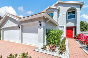 5043 Solar Point Drive, Greenacres, FL 33467 Sold 05/31/24