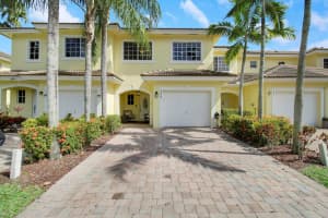 808 Imperial Lake Road, West Palm Beach, FL 33413 Sold 06/21/24