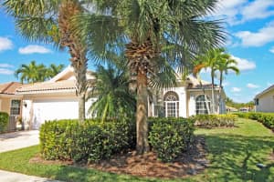 8220 SE Palm Hammock Lane, Hobe Sound, FL 33455 Sold 04/23/25