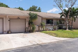 15 Flint Way, Boynton Beach, FL 33426 Sold 06/24/24