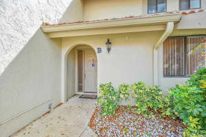 5631 Coach House Circle B, Boca Raton, FL 33486 Sold 08/15/24