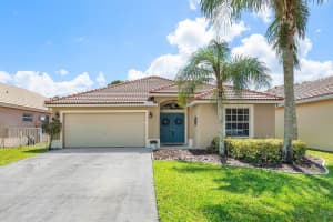 207 Saratoga Boulevard E, Royal Palm Beach, FL 33411 Sold 09/16/24