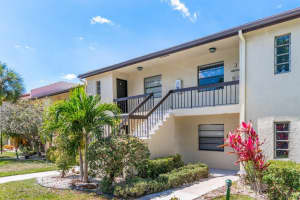 8425 Casa Del Lago 21 h, Boca Raton, FL 33433, Sold 07/12/24