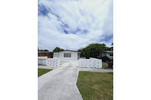 1335 7th Street, West Palm Beach, FL 33401 Sold 05/30/24