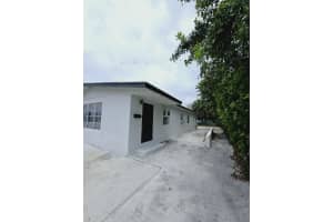 1335 7th Street, West Palm Beach, FL 33401 Sold 05/30/24