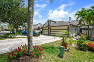 903 Landings Boulevard, Greenacres, FL 33413 Sold 07/12/24