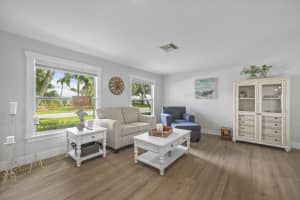 10 SE Splitrail Circle, Jupiter, FL 33469 Sold 08/22/24