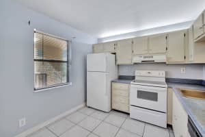 8050 W McNab Rd APT 310, Tamarac, FL 33321, Sold 06/04/24