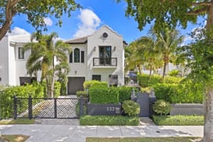 533 Westwood Road, West Palm Beach, FL 33401 Sold 12/11/24