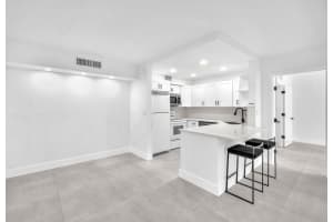 706 SE 2nd Avenue 335, Deerfield Beach, FL 33441 Sold 08/23/24