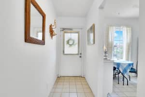 689 Marlboro Oval B, Lake Worth, FL 33467 Sold 07/22/24