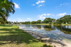 10799 Oak Bend Way, Wellington, FL 33414 Sold 09/30/24