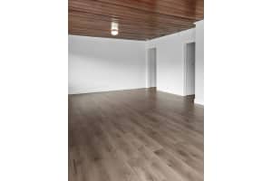 MLS# R10983383, West Palm Beach, Florida 33407