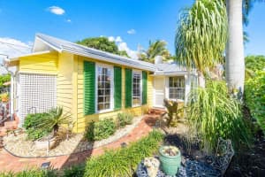 305 Central Drive, West Palm Beach, FL 33405 Sold 07/12/24