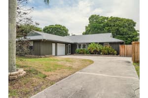 285 20th Avenue, Vero Beach, FL 32962 Sold 06/10/24